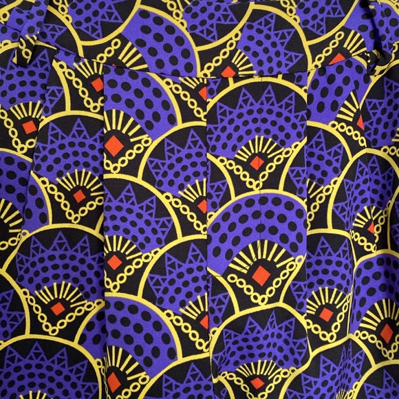 Icône by Simons dress African pattern, high rise shorts! Size Small - Picture 4 of 10